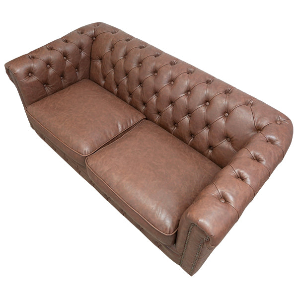 ブラウンPUレザーコンパクトチェスターフィールド2.5シーターソファ　VINCENT(ヴィンセント)