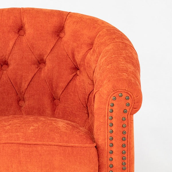 オレンジファブリックコンパクトチェスターフィールドラウンジシングルソファ　VINCENT