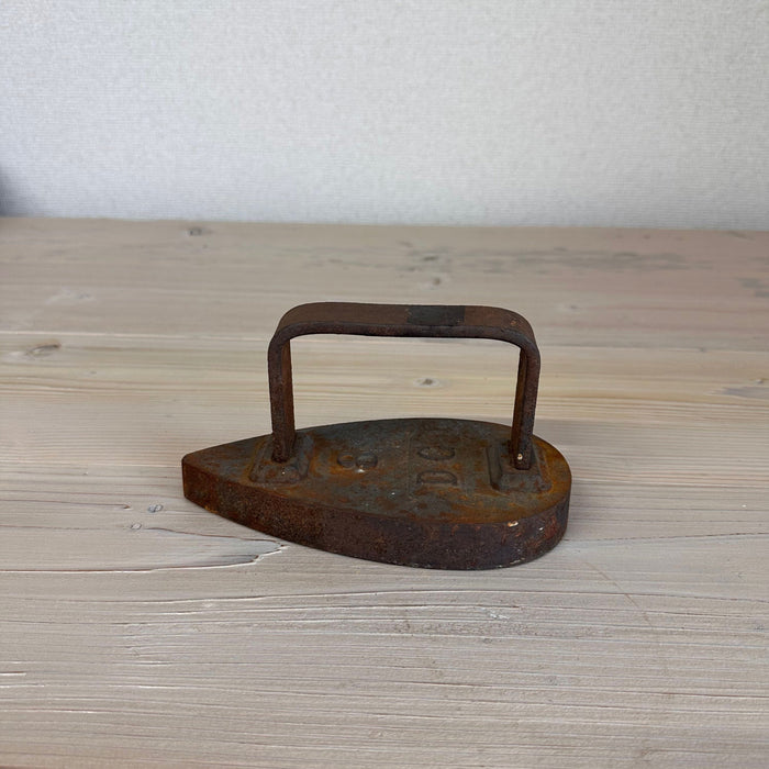 アンティーク アイロン31923D