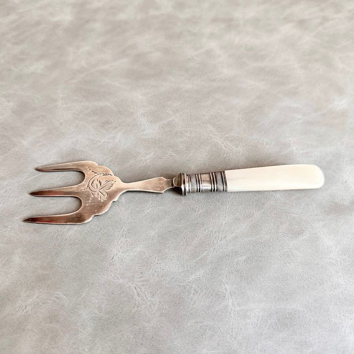 アンティークシェルハンドル ミートフォーク